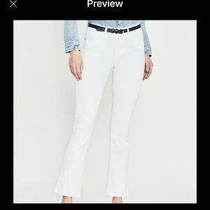 NWOT FRAME Le Crop Mini Boot
in Blanc